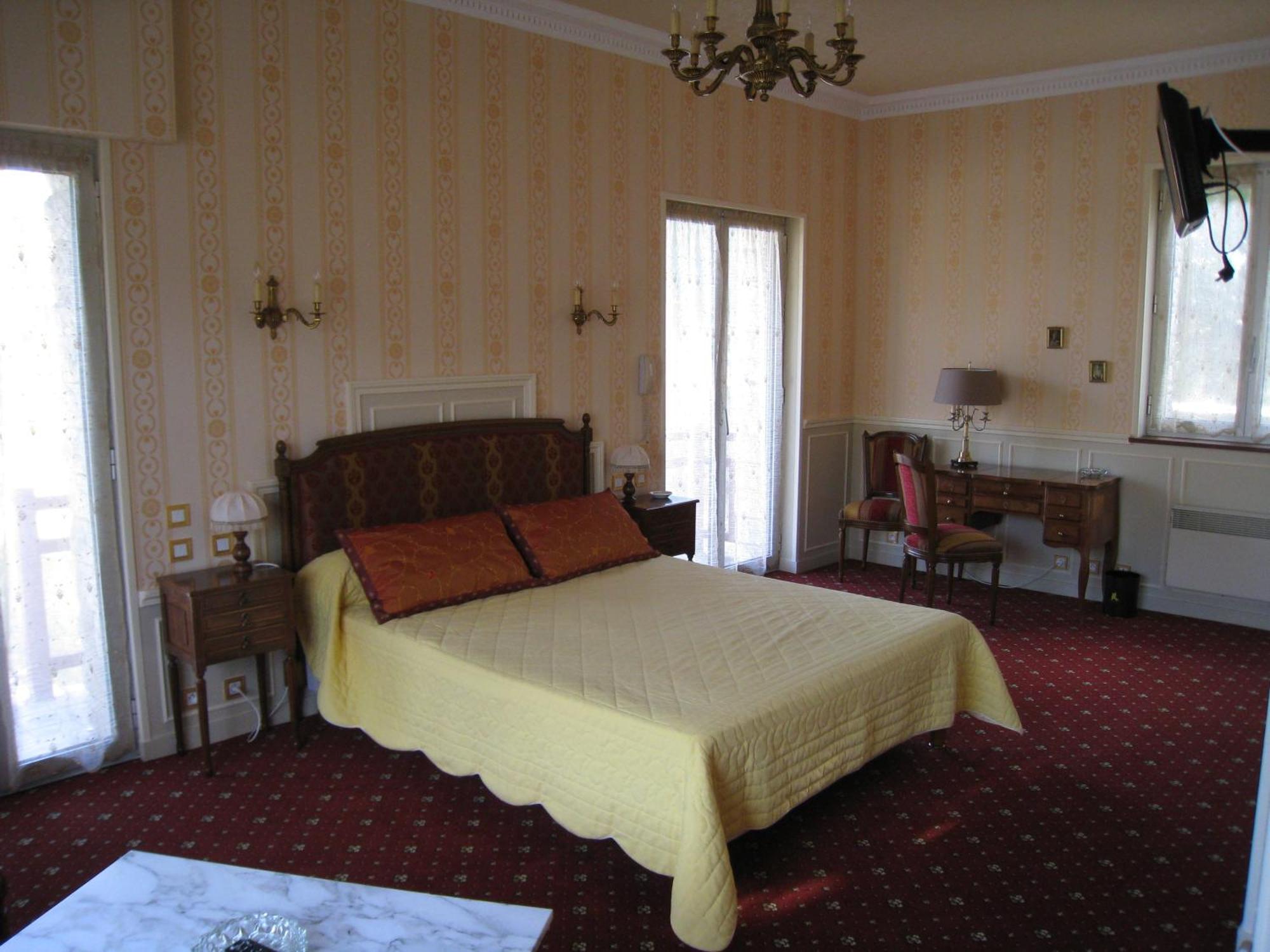 Hotel Primavera Сен-Пале-сюр-Мер Экстерьер фото